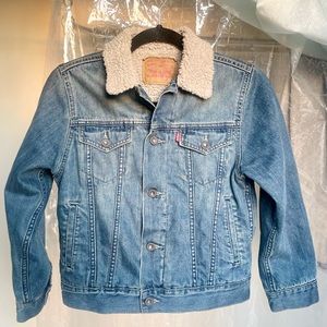 Levi’s Original Sherpa Trucker Jacket Size Small